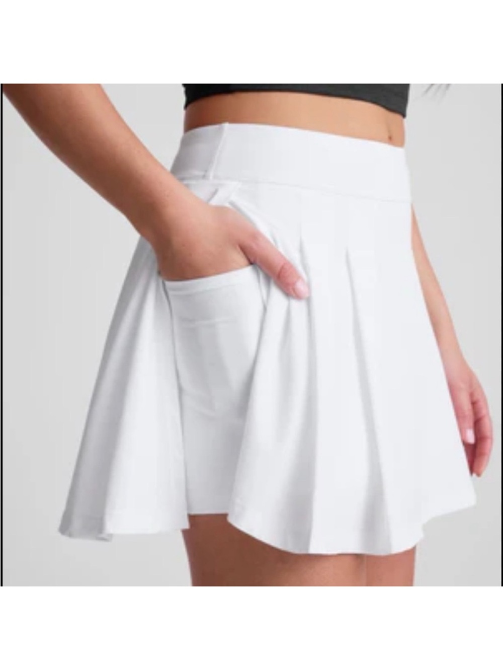 Beyond Yoga White Pleated Skort with Side Pocket
